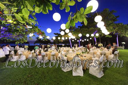 Boda al Aire Libre - Los Sueos Resort Marriott - Iluminacin con lmparas Chinas - Jardn Arrecife